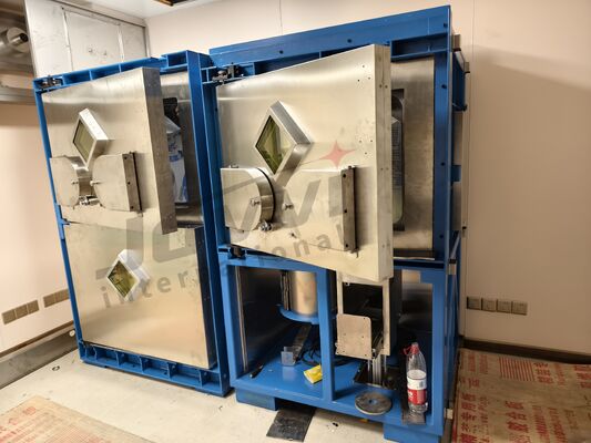 Wearable Gear Nuclear Radiation Protection Featuring Shielding Gamma X-ray Radiation and Ultraviolet Ozone Disinfection Method for Medical Safety