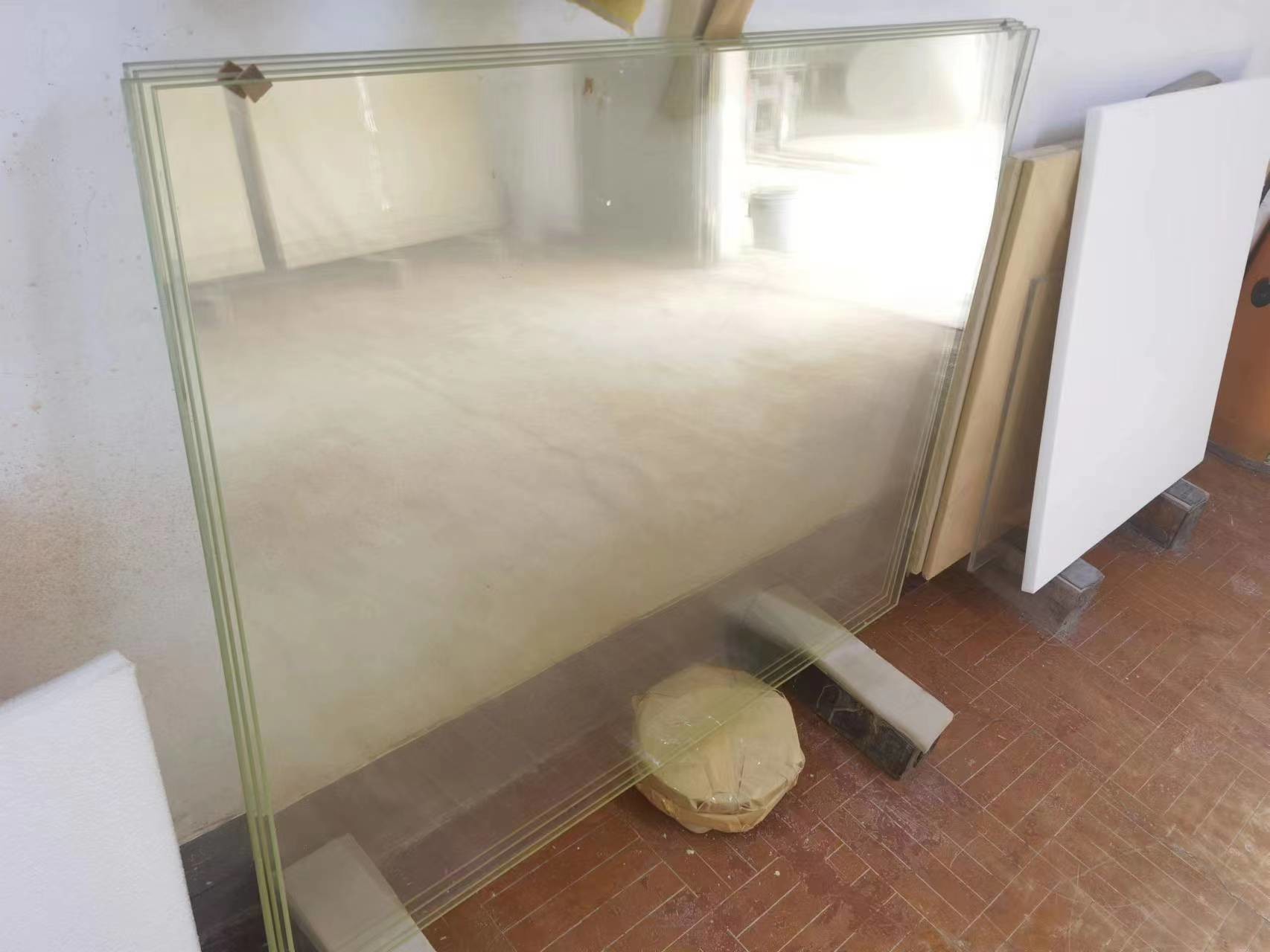 Bức xạ kính chì X Ray 10mmpb Kích thước 1000mm X 2000mm để che chắn