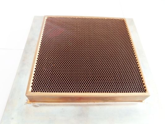 Vật liệu hấp thụ vi sóng Honeycomb Waveguide Vents không khí cho phòng MRI Bảo vệ và các thiết bị truyền thông Ứng dụng