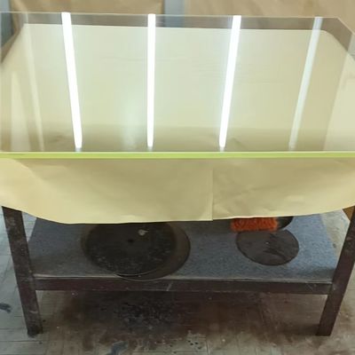 Bảo vệ bức xạ thủy tinh chì với tương đương chì 2,6mmPb và mật độ cao 5,5g / cm3 cho bảo vệ tia X y tế