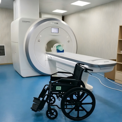 Ghế xe lăn trẻ em không từ tính có trọng lượng nhẹ có thể gập lại với dây chuyền năm điểm để vận chuyển an toàn