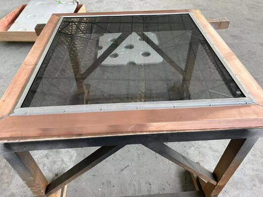 Factory Direct Custom RF Shielded Window với phạm vi tần số 10-130MHz và hiệu quả bảo vệ lên đến 100 DB